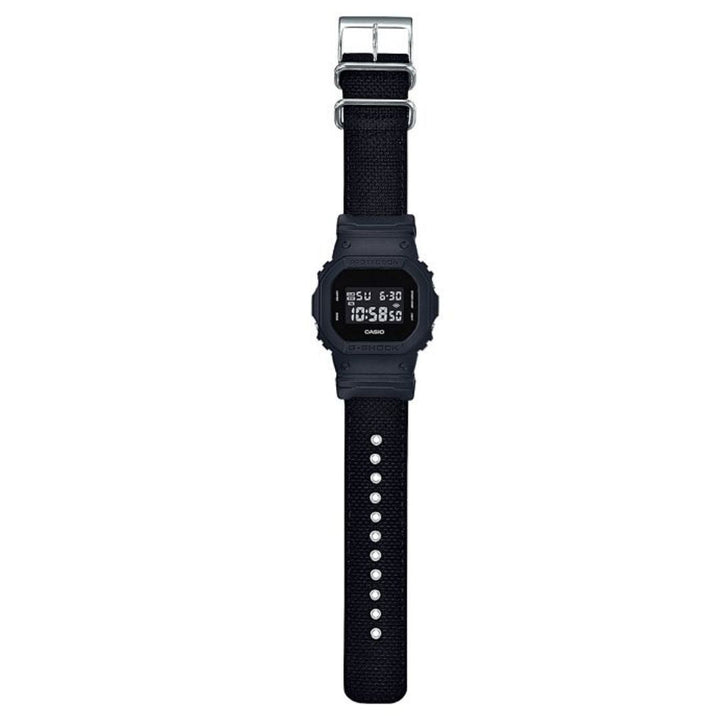 CASIO-DW-5600BBN-1DR-strap